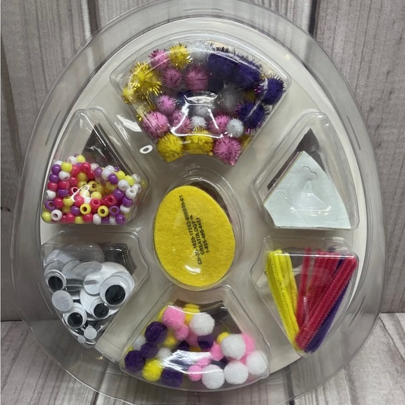 Creatology Easter Lot Egg Decorating Kit Craft Basics Tray Embellishment Kit - Picture 3 of 7